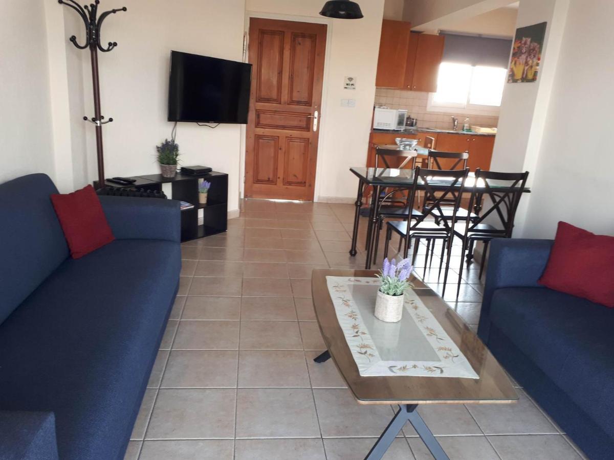 Amelia Two Bedroom Apartment - 201 Paphos Eksteriør bilde